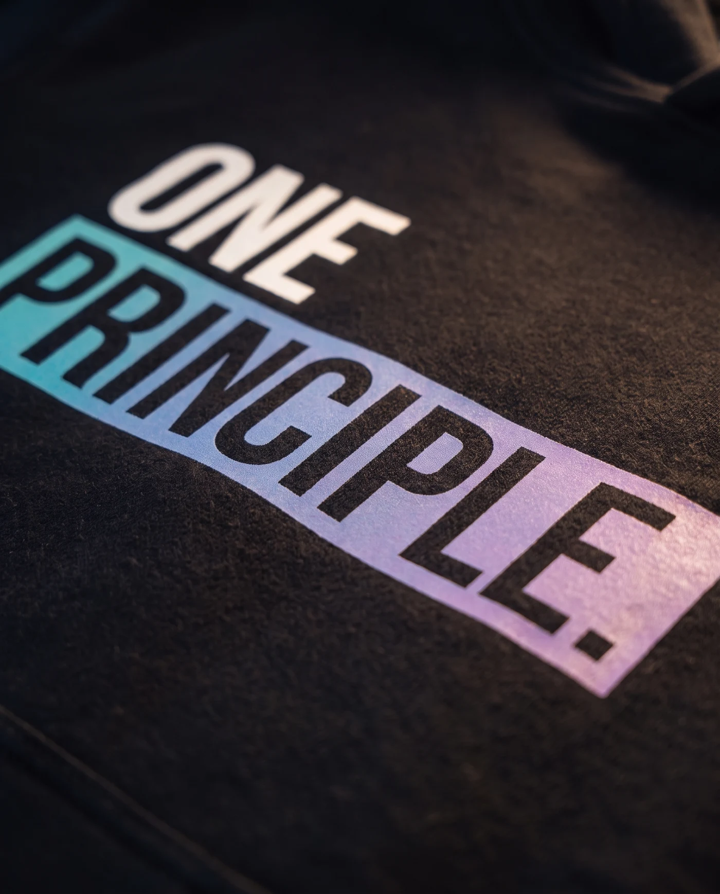 One Principle Bestehende KI-Konzeptansicht. Kein reales Produktfoto und keine Materialzusage.