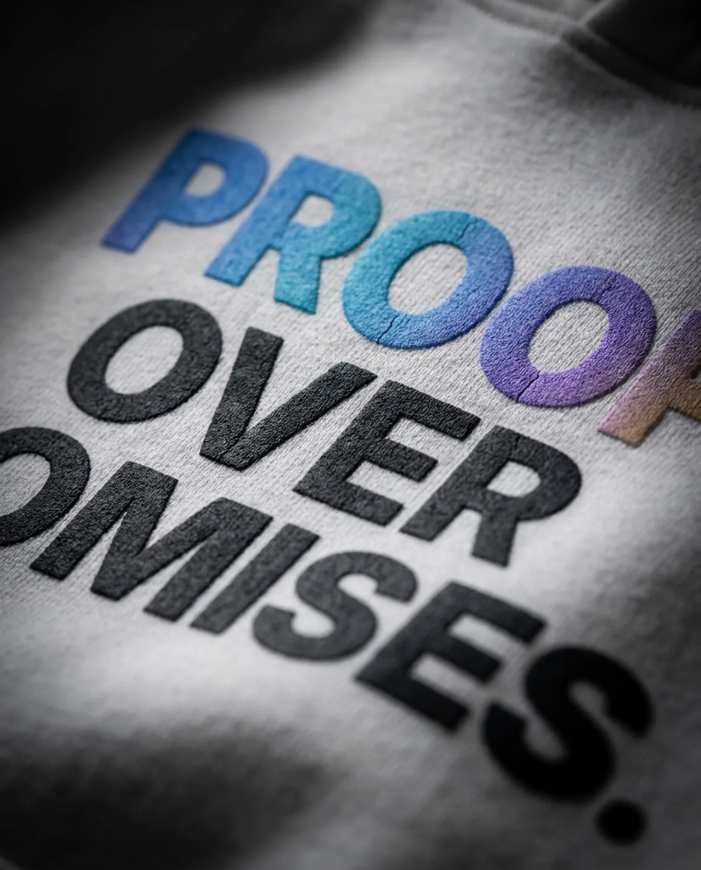 Proof Over Promises White Bestehende KI-Konzeptansicht. Kein reales Produktfoto und keine Materialzusage.